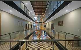 Oyo 79529 Heart Beat Hotel